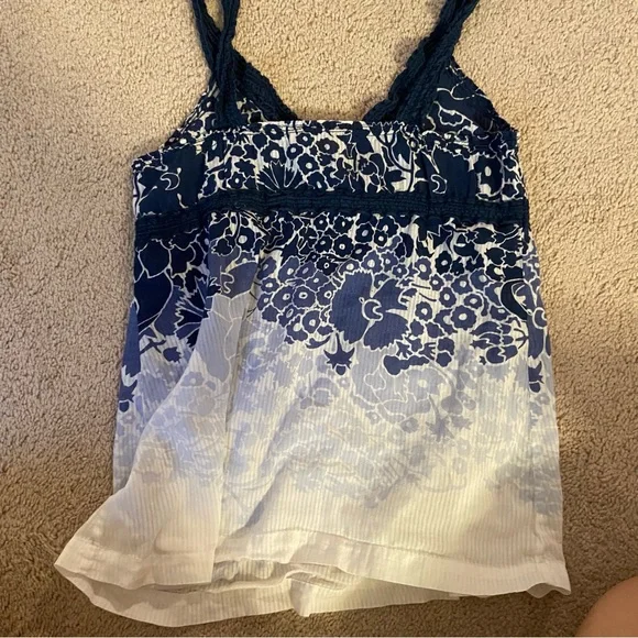 Abercrombie tank top - Picture 3 of 5